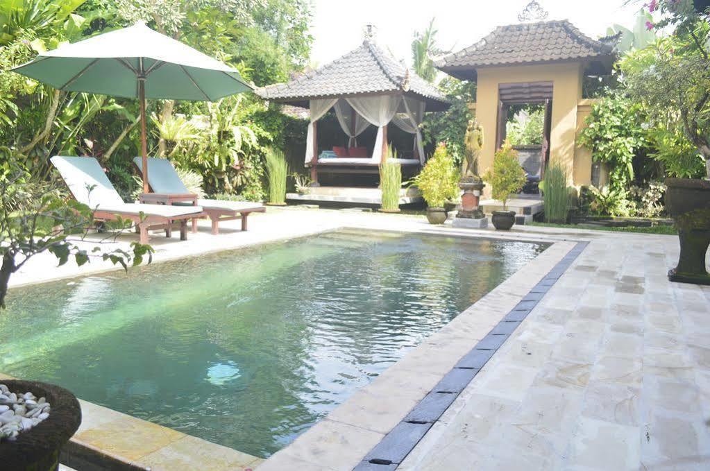 Private Villa Wayan Ubud Exteriör bild