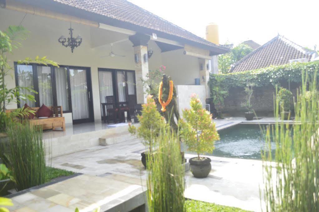 Private Villa Wayan Ubud Exteriör bild